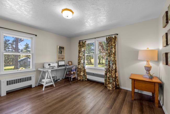 Actual 4th bedroom on the South end of the house. | Image 38