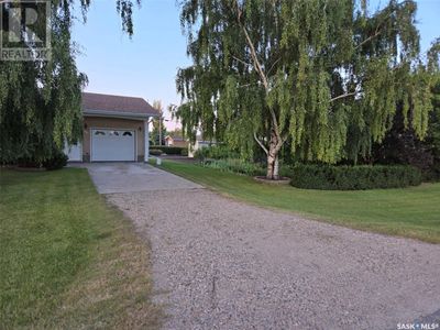 103 1 Ave, House other with 3 bedrooms, 2 bathrooms and null parking in Jansen SK | Image 2