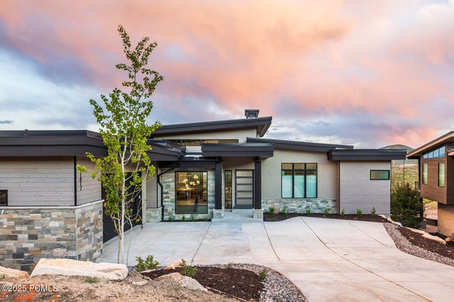 1817 W Skyridge Dr, Home with 5 bedrooms, 6 bathrooms and null parking in Mayflower Mnt UT | Image 43