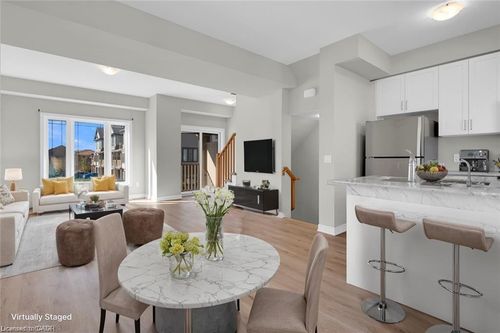 5-19 Picardy Dr, Stoney Creek, ON, L8J0M7 | Card Image