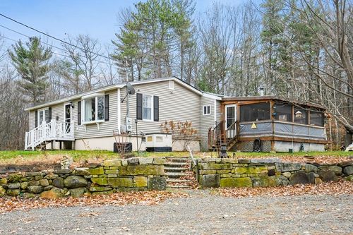 127 Martin Road, Weare, NH, 03281 | Card Image