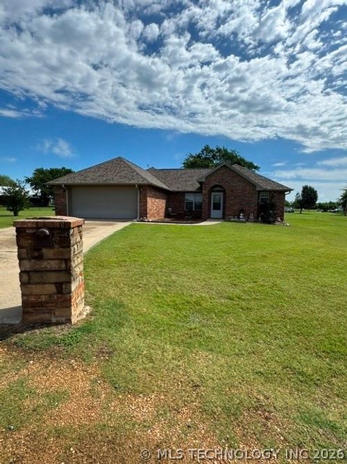 106 Bo Ct, Durant, OK, 74701-8609 | Card Image