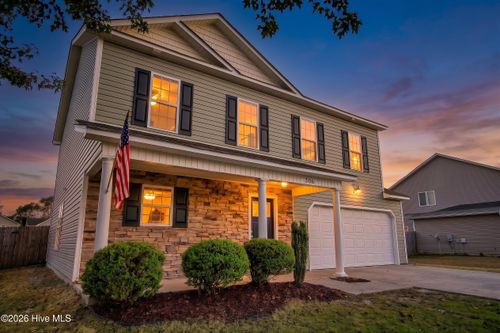 306 Cabinwood Ct, Richlands, NC, 28574-8451 | Card Image