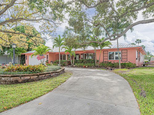 11 Starfish Dr, Vero Beach, FL, 32960-5232 | Card Image