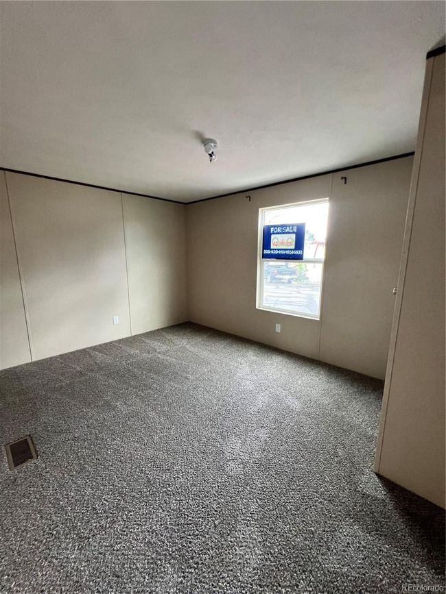 1601 N College Ave, Home with 2 bedrooms, 1 bathrooms and 2 parking in Fort Collins CO | Image 9