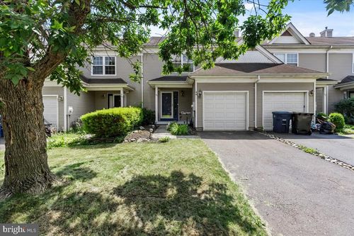 44 Tattersall Dr, BURLINGTON, NJ, 08016-4314 | Card Image