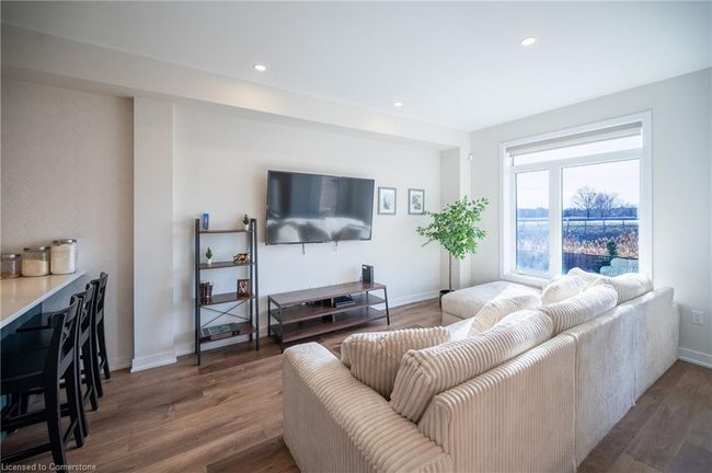 66 - 590 N Service Rd, Townhouse with 2 bedrooms, 2 bathrooms and 2 parking in Stoney Creek ON | Image 7