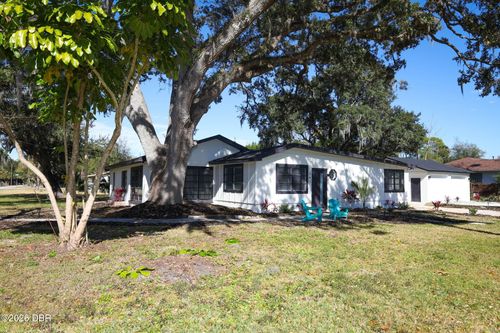 341 Hammond St, New Smyrna Beach, FL, 32168-8041 | Card Image