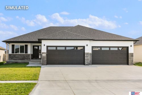 805 Regiment Rd, Lincoln, NE, 68527-1808 | Card Image