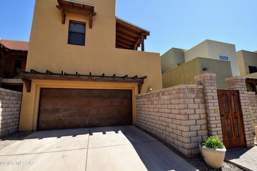 334 E Cedarvale Rd, Tucson, AZ, 85704-5778 | Card Image