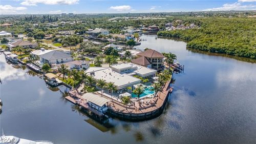 103 Montrose Dr, FORT MYERS, FL, 33919-6143 | Card Image