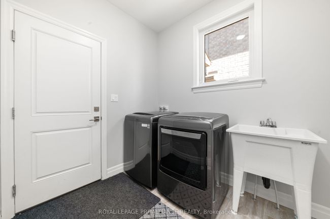 64 Crews Cres, House other with 4 bedrooms, 4 bathrooms and 4 parking in Trenton ON | Image 23