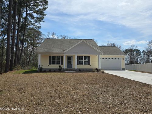 94 Osprey Watch Ln E, Oriental, NC, 28571-5003 | Card Image