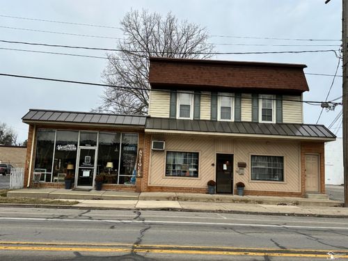 8955 Lewis Ave, Temperance, MI, 48182-1667 | Card Image