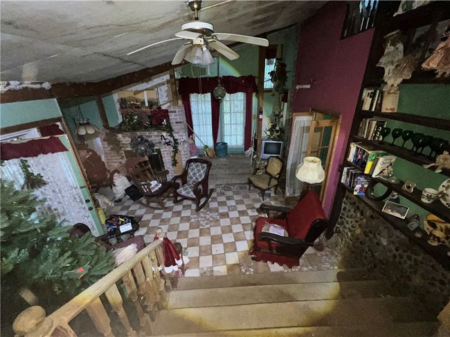 3203 Clay Pike St, House other with 3 bedrooms, 0 bathrooms and null parking in Herminie PA | Image 6