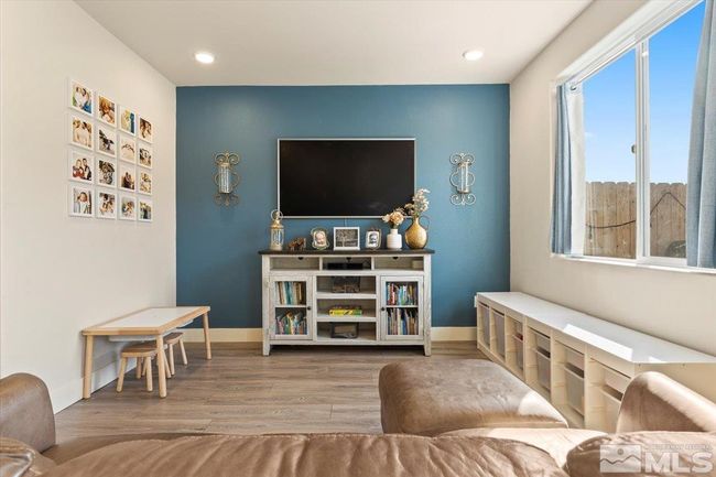 4928 Cavestone Rd, Townhouse with 3 bedrooms, 3 bathrooms and 2 parking in Sun Valley NV | Image 8