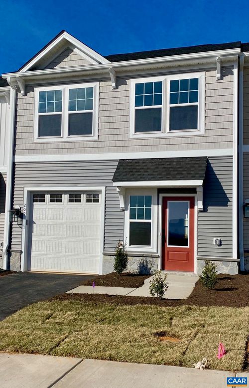 209 Sunbird Ln, WAYNESBORO, VA, 22980 | Card Image