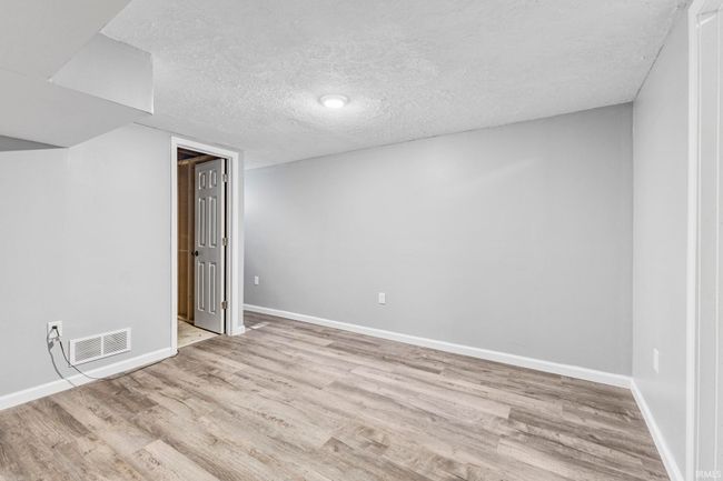 340 W Turner St, House other with 3 bedrooms, 3 bathrooms and null parking in Bloomfield IN | Image 24