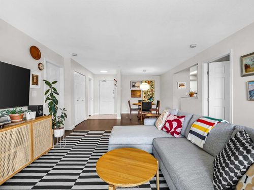 303-223 Mountain Highway, North Vancouver, BC, V7J3V3 | Card Image
