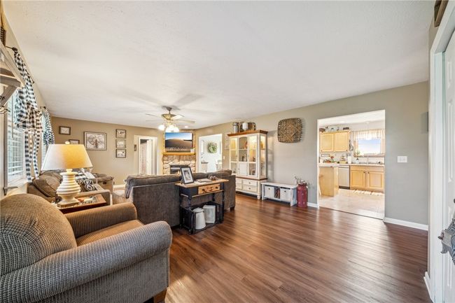 718 Filbert Heights Rd, House other with 3 bedrooms, 2 bathrooms and 2 parking in New Salem PA | Image 4