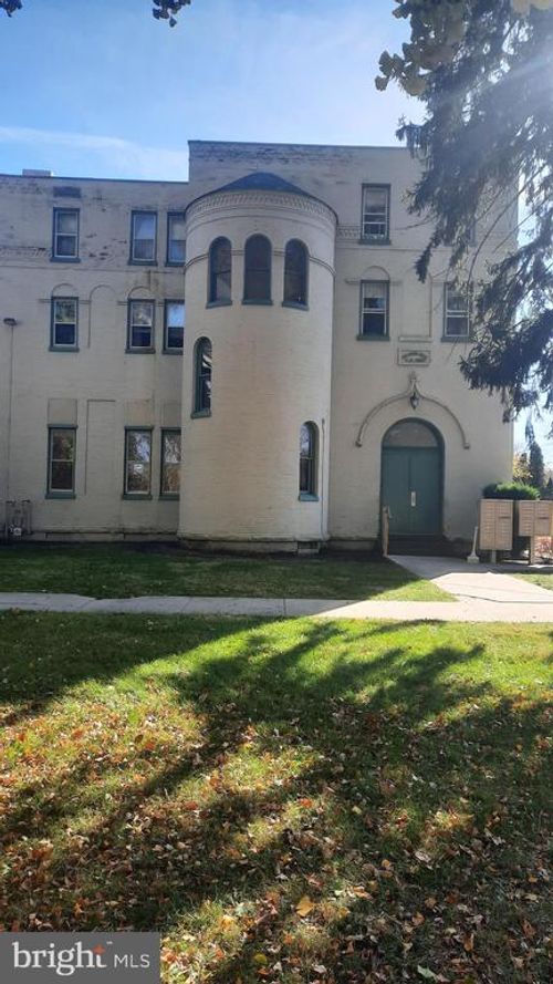 a14-12 S Filbert St, MECHANICSBURG, PA, 17055-6561 | Card Image