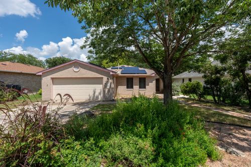 144 Fall Creek Dr, Kyle, TX, 78640-5384 | Card Image