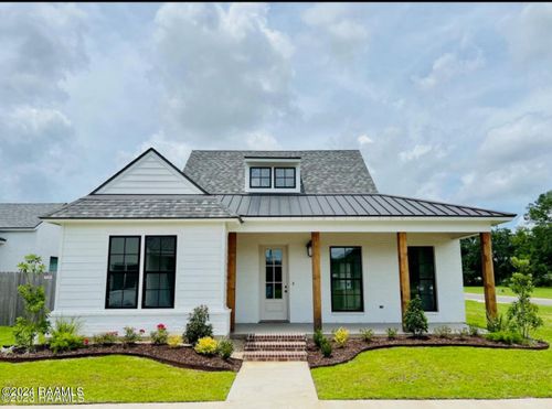 100 Shadow Bend Drive, Broussard, LA, 70518 | Card Image