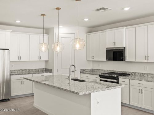 8444 W Saratoga Way, Florence, AZ, 85132-6266 | Card Image