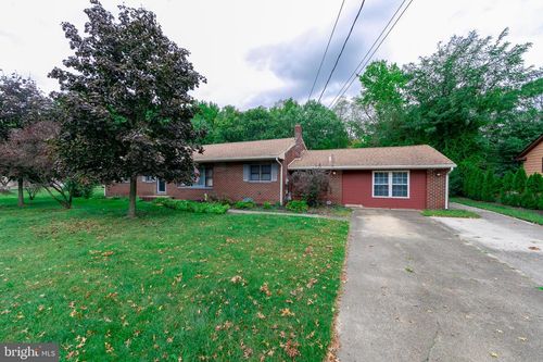 141 Johnson Ave, PENNS GROVE, NJ, 08069-3107 | Card Image