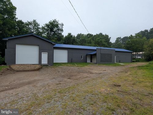 151 Greenbelt Drive, PARKESBURG, PA, 19365 | Card Image