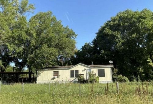 2537 Redwood Cir, Burleson, TX, 76028-2469 | Card Image