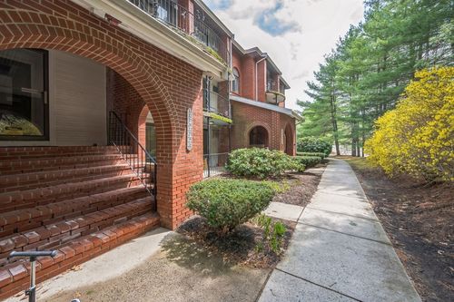 apt-14-8 Longmeadow Dr, Rowley, MA, 01969-2128 | Card Image