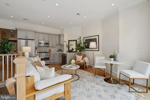4-408 M St Nw, WASHINGTON, DC, 20001-4606 | Card Image