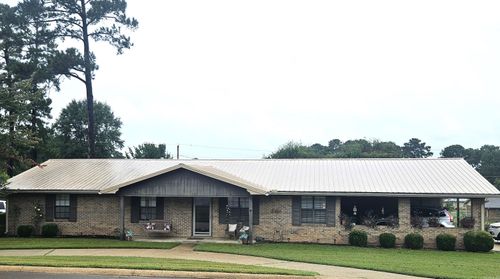 914 Park St, Nashville, AR, 71852-3649 | Card Image