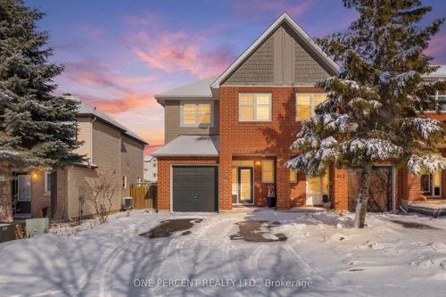 411 Cache Bay Crescent, Blossom Park - Airport and Area, ON, K1T4H3 | Card Image