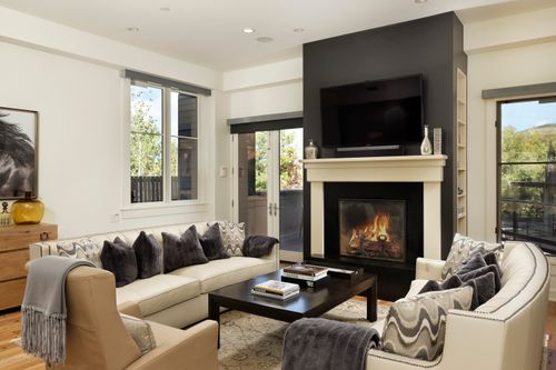 201-101 Founders Pl, Aspen, CO, 81611-1476 | Card Image