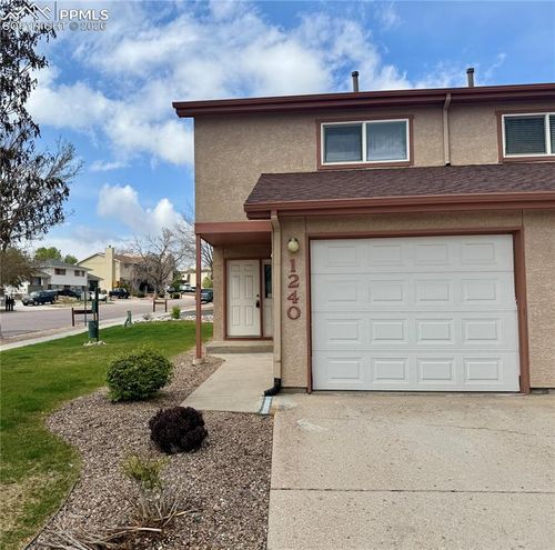 1240 Darby St, Colorado Springs, CO, 80907-3910 | Card Image