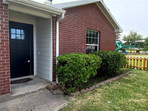 12817 Chime Dr, Manor, TX, 78653-4685 | Card Image