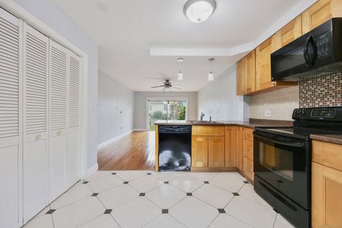 apt-113-186 Stillwater Ave, Stamford, CT, 06902-4852 | Card Image