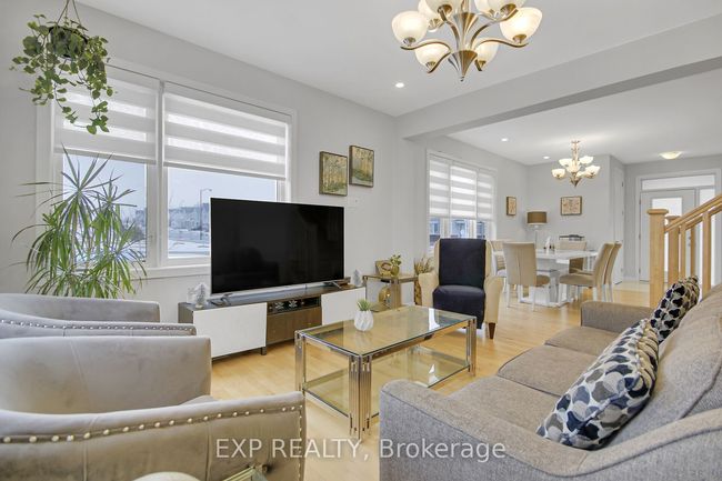 2021 Elevation Rd, House attached with 3 bedrooms, 3 bathrooms and 2 parking in Nepean ON | Image 13