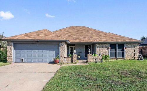 807 Fondren Dr, Arlington, TX, 76001-7591 | Card Image