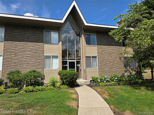 70-2027 Klingensmith Rd, Bloomfield Hills, MI, 48302-0282 | Card Image