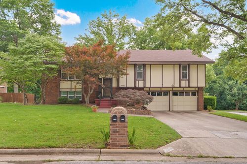 2081 E Adolphus Court, Springfield, MO, 65804 | Card Image