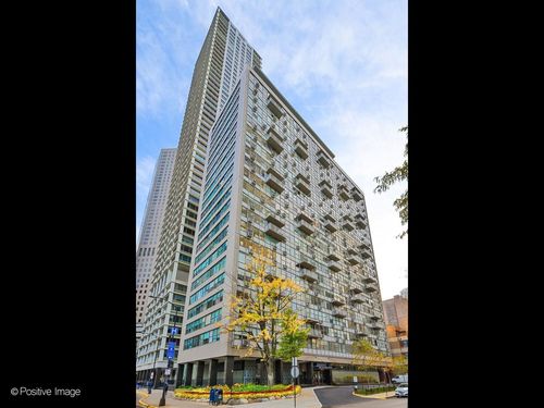301-1000 N Lake Shore Drive, Chicago, IL, 60611 | Card Image