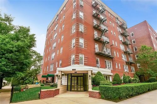2a-7520 Ridge Blvd, Brooklyn, NY, 11209-2931 | Card Image