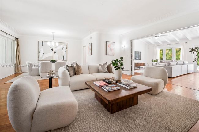 1015 Catalonia Ave, House other with 3 bedrooms, 3 bathrooms and null parking in Coral Gables FL | Image 9