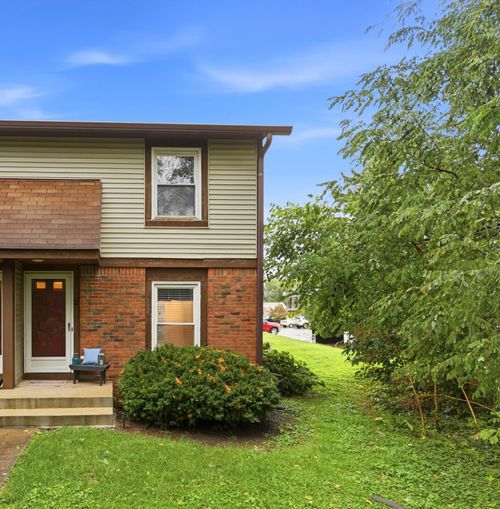 h4-1868 Stanhope Dr, Newark, OH, 43055-3385 | Card Image
