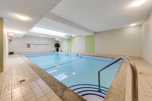 705-6689 Willingdon Ave, Burnaby, BC, V5H3Y8 | Card Image