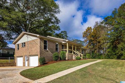 2731 Brenda Circle, House other with 3 bedrooms, 2 bathrooms and null parking in GARDENDALE AL | Image 3