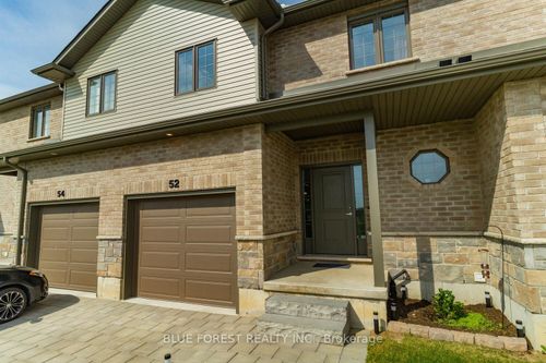 52-2910 Tokala Trail, London, ON, N6G0T9 | Card Image